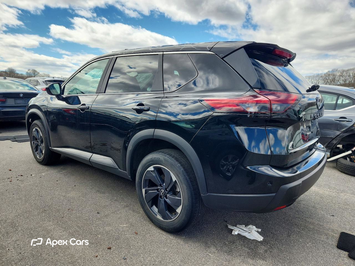 Nissan Rogue 2024