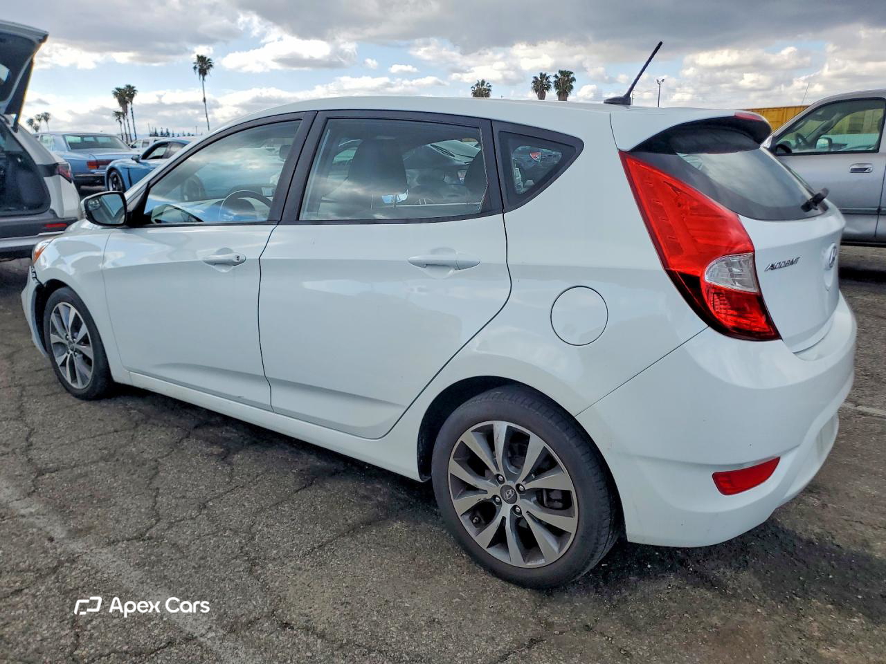 Hyundai Accent 2015