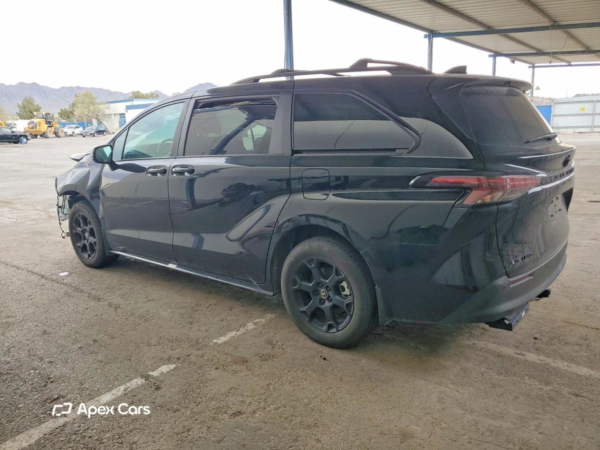 Toyota Sienna 2025