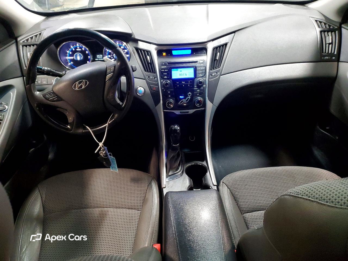 Hyundai Sonata 2012
