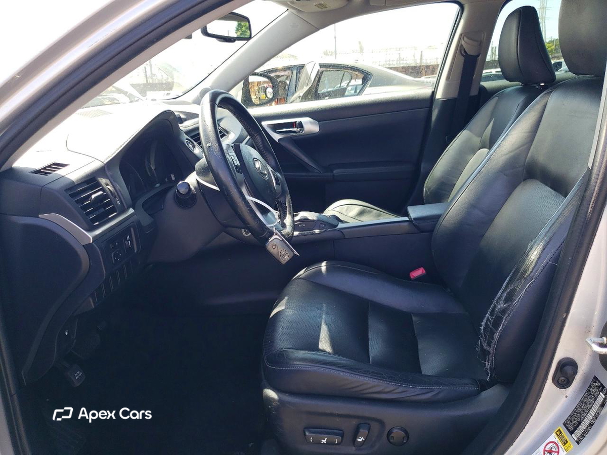Lexus CT 2012