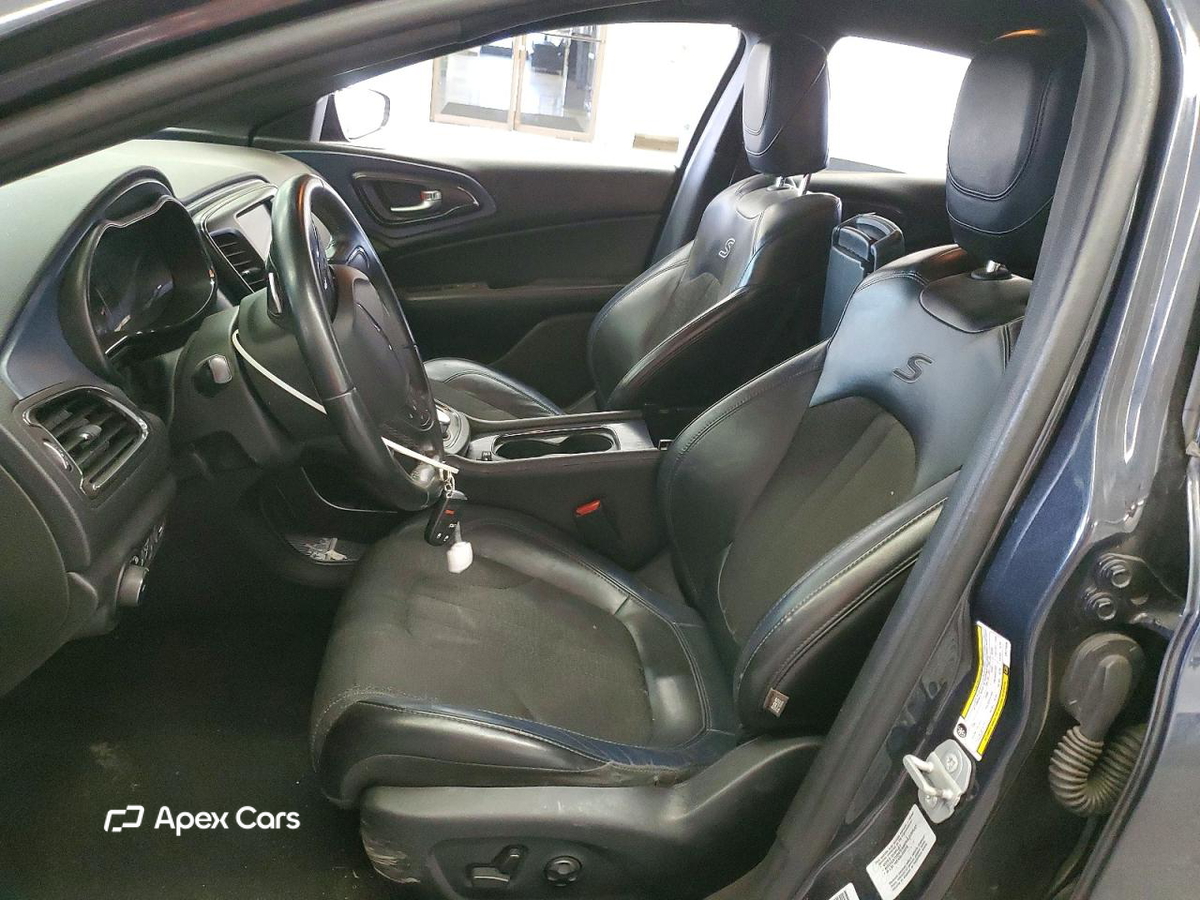 Chrysler 200 2016