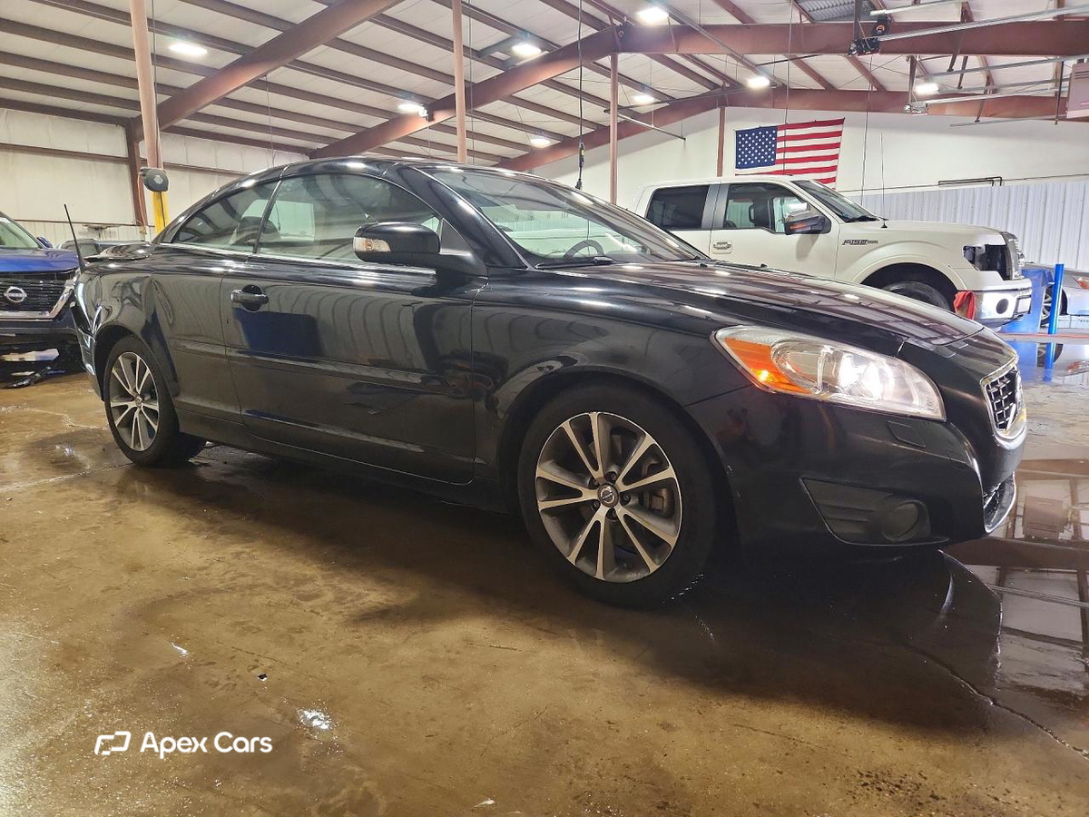 Volvo C70 2012
