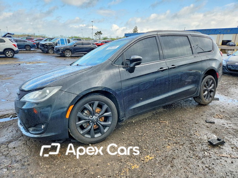 Chrysler Pacifica 2018 - Zdjęcie 1 z 13
