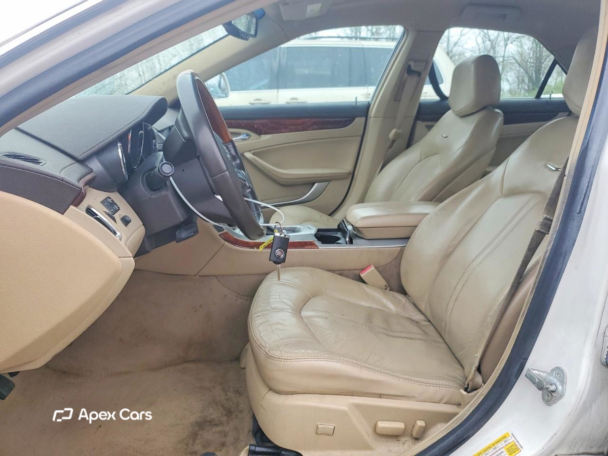 Cadillac CTS 2011
