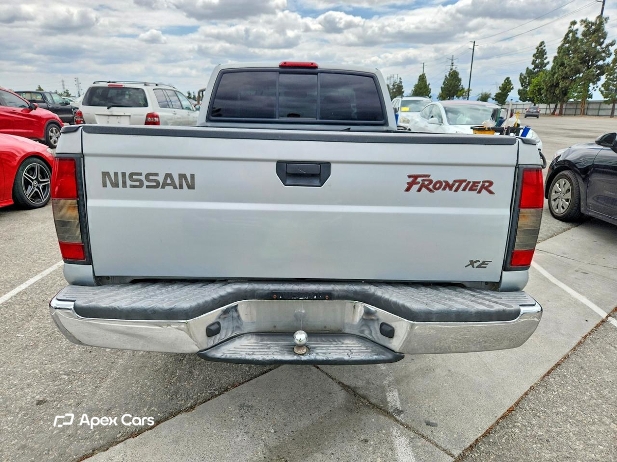 Nissan Navara (Frontier) 2000