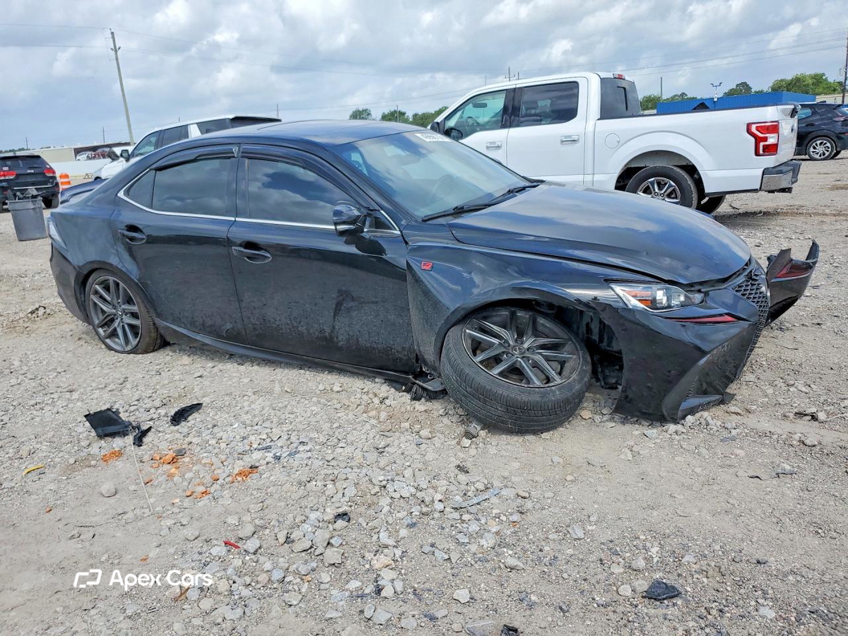 Lexus IS 2020