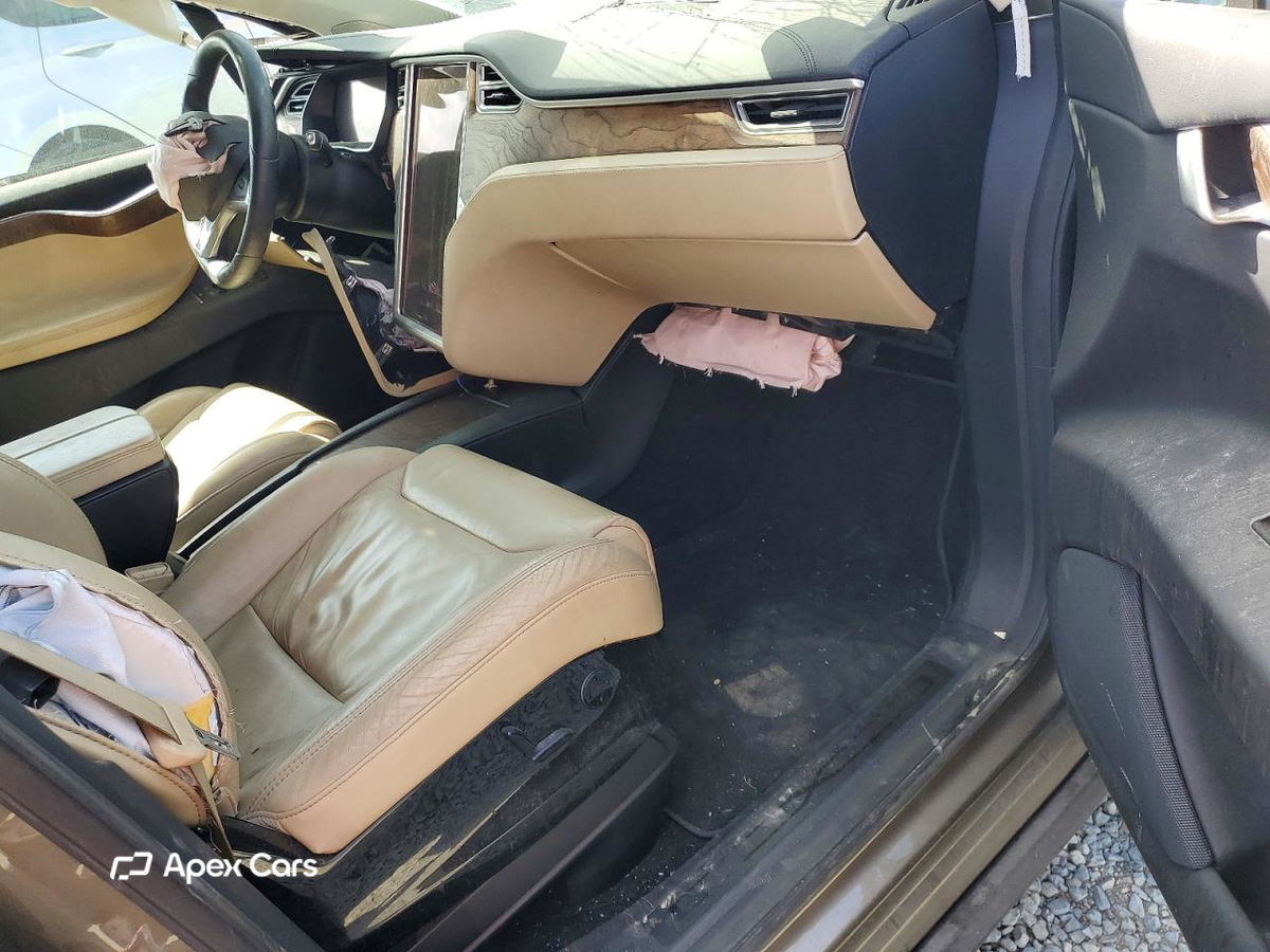 Tesla Model X 2016