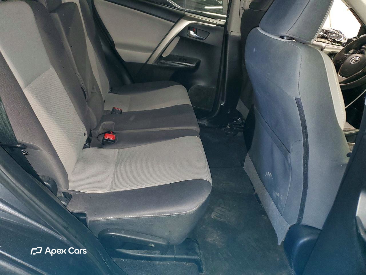 Toyota RAV 4 2015