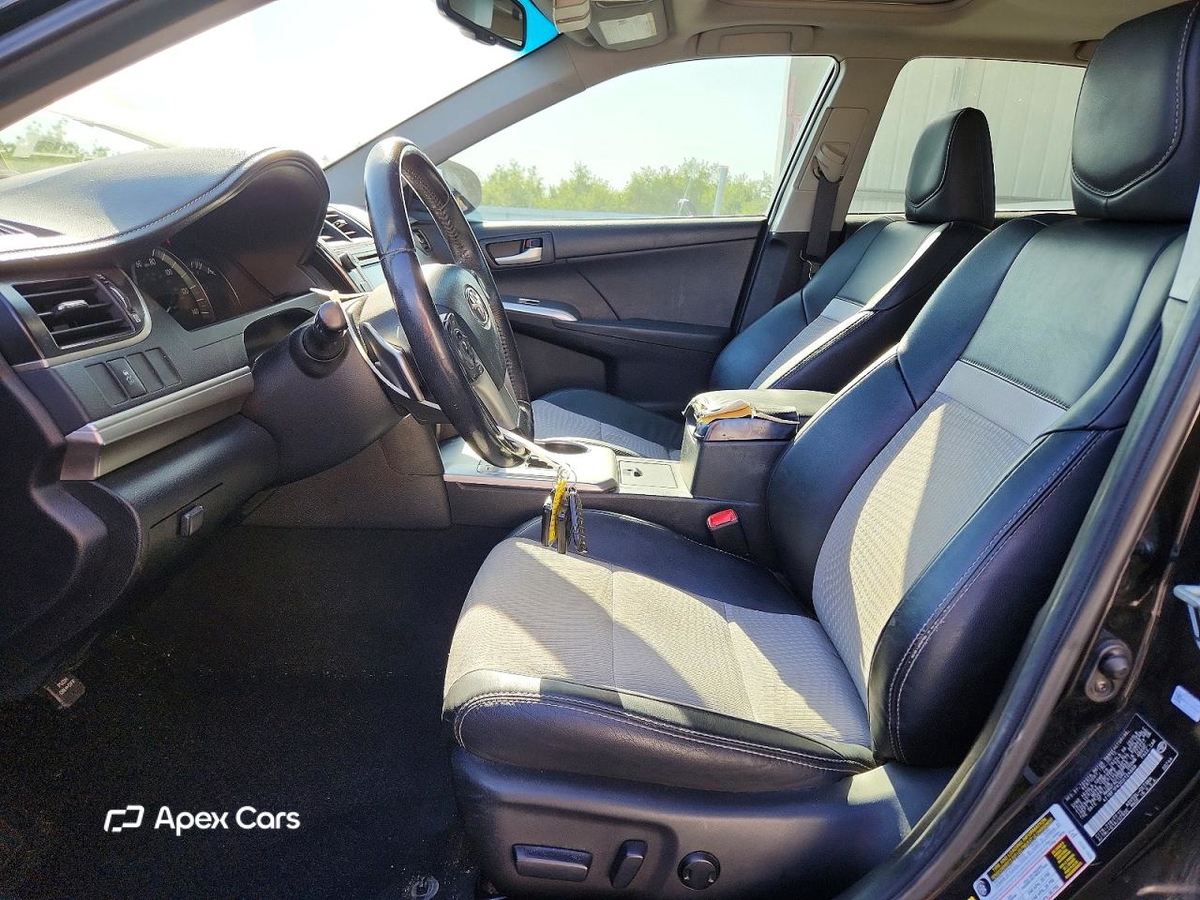 Toyota Camry 2012