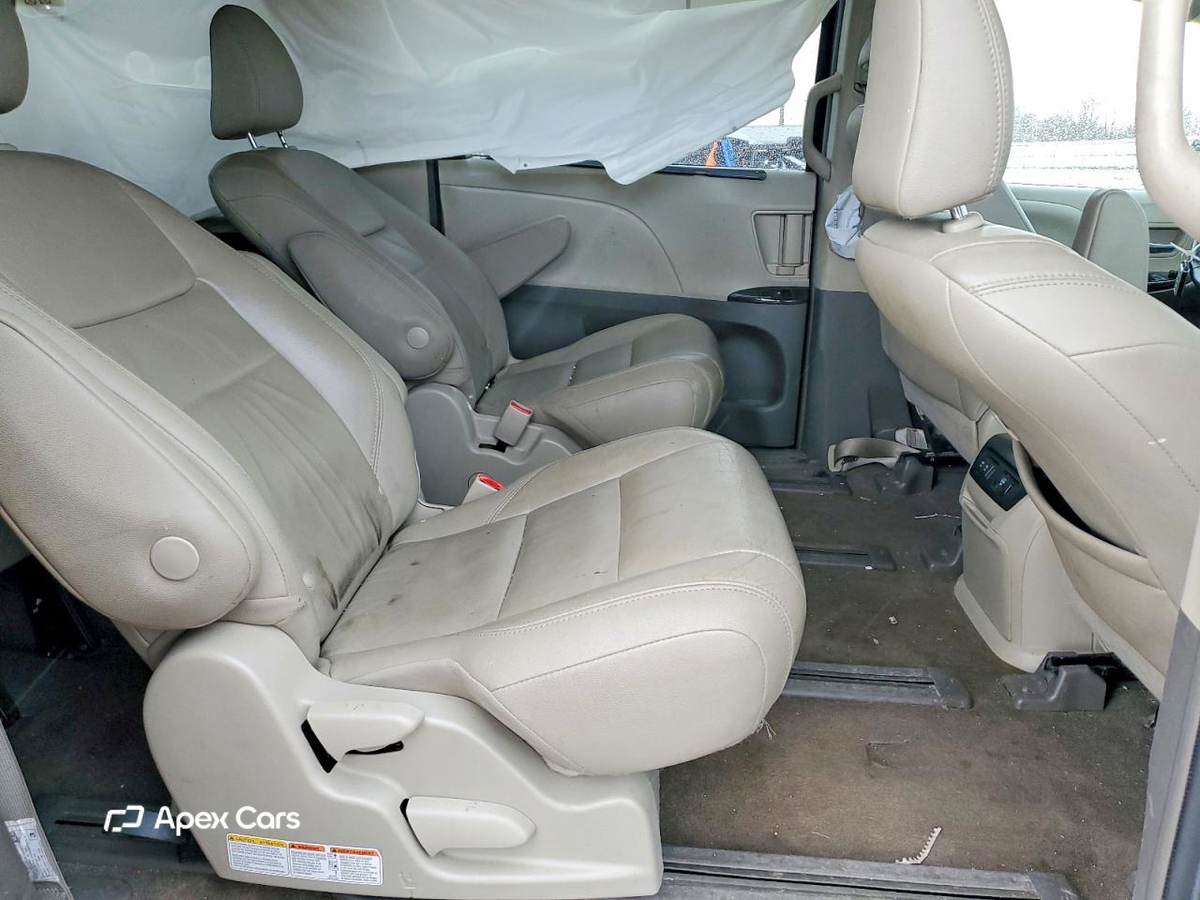 Toyota Sienna 2018