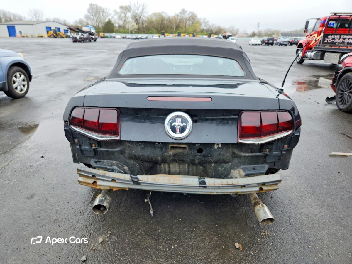 Ford Mustang 2011