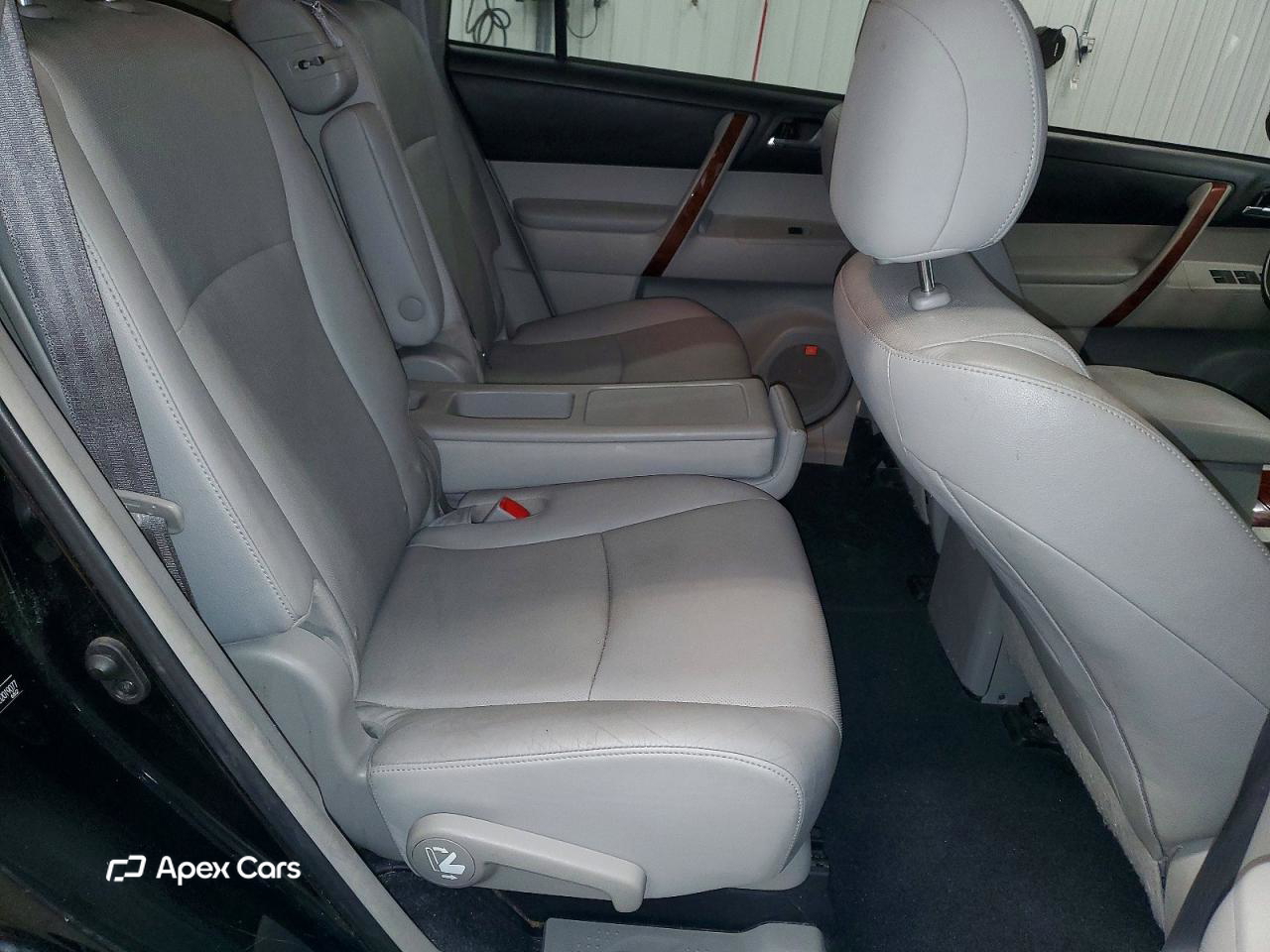 Toyota Highlander 2013