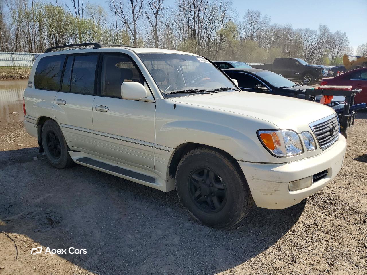 Lexus LX 2000