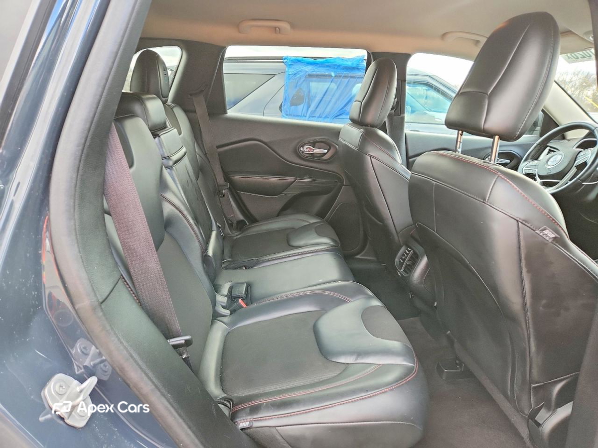 Jeep Cherokee 2016