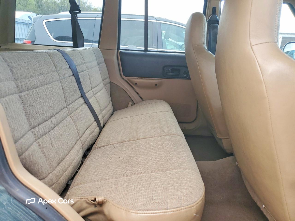 Jeep Cherokee 2001