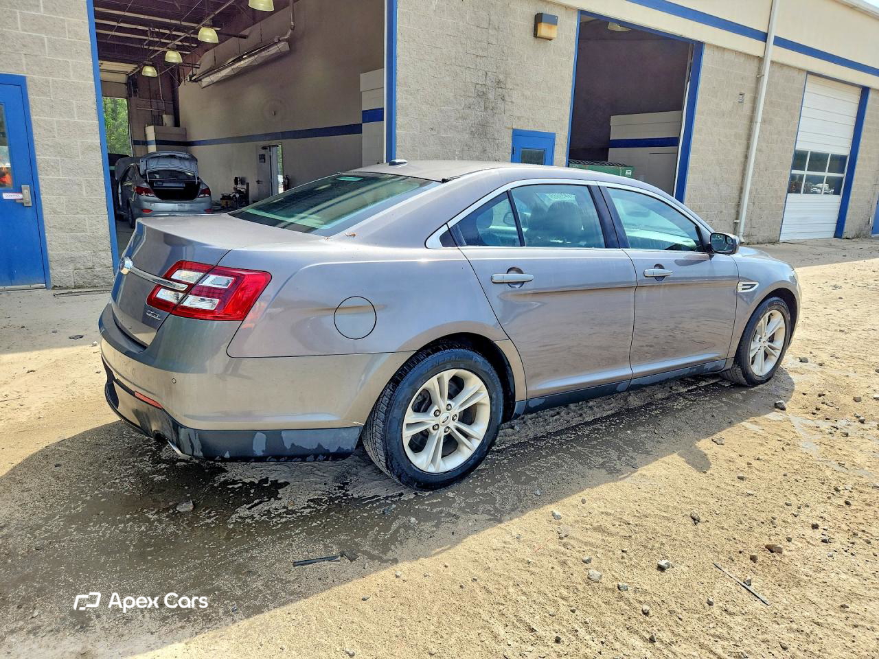 Ford Taurus 2014