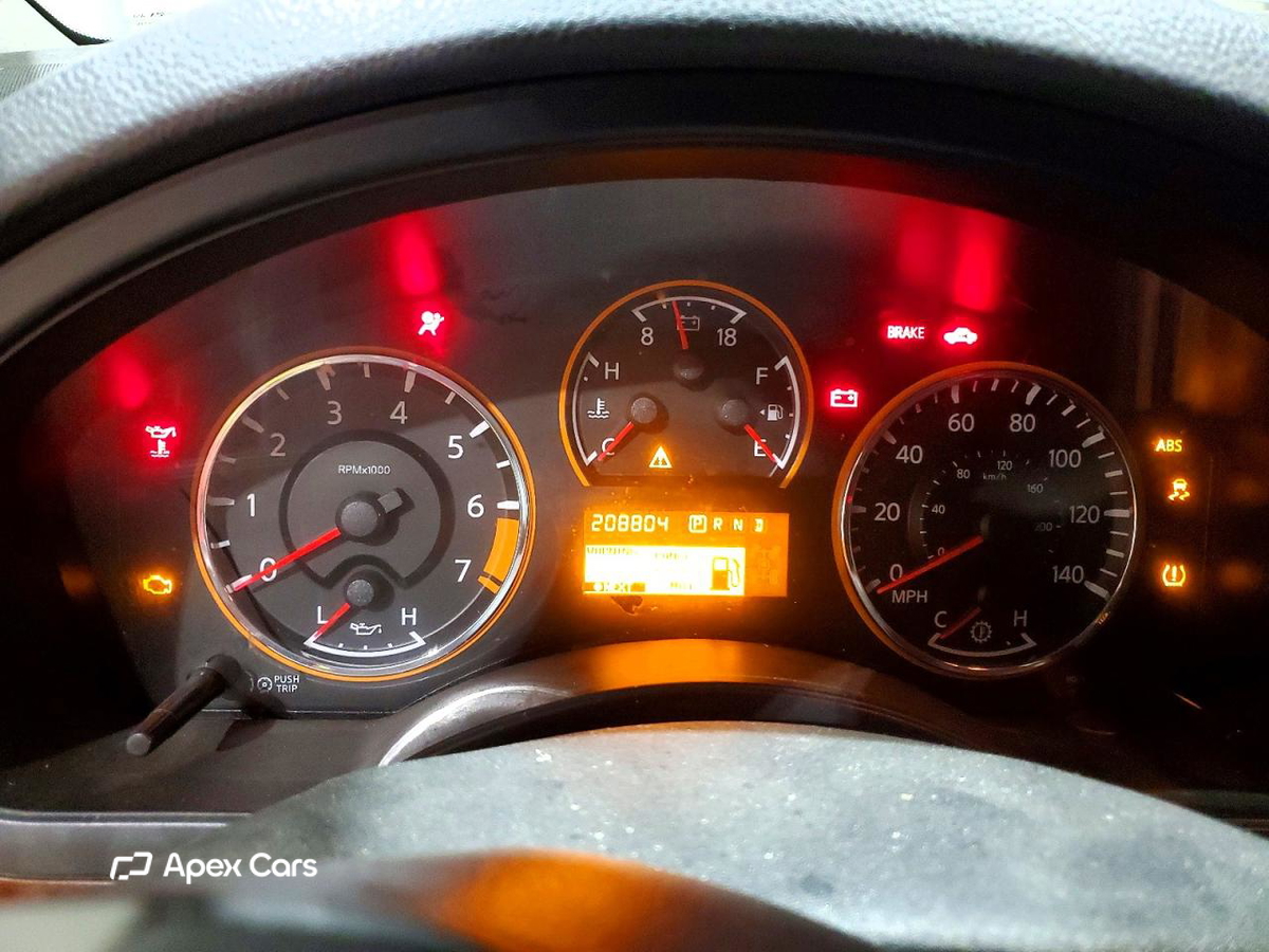Nissan Armada 2015