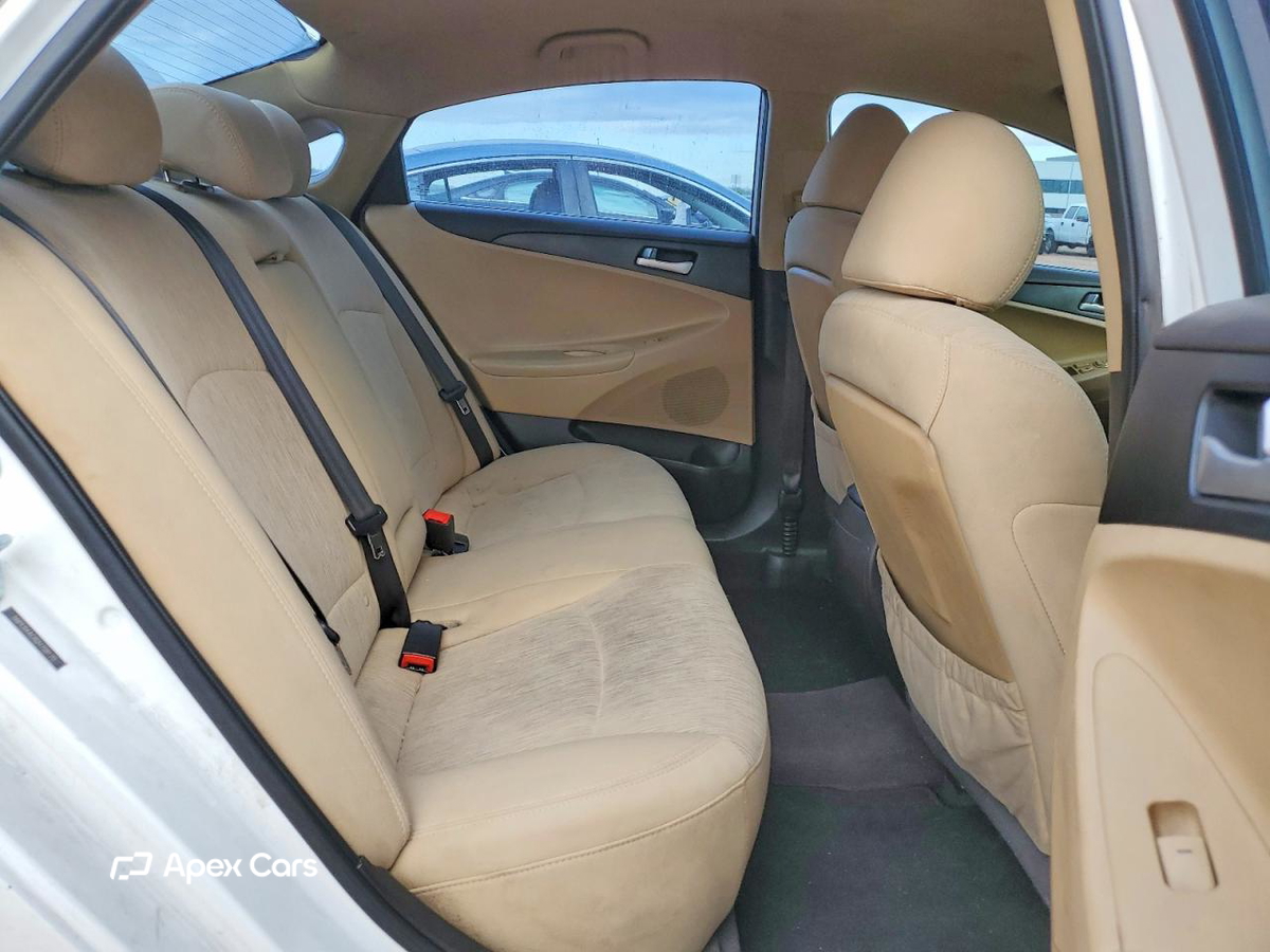 Hyundai Sonata 2013