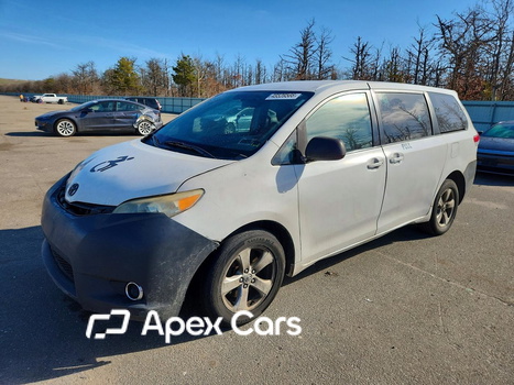 Toyota Sienna 2012 - Image 1 of 13