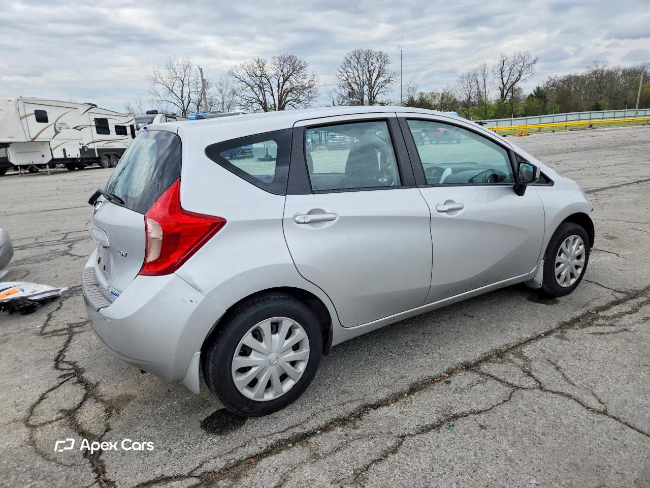 Nissan Versa 2015