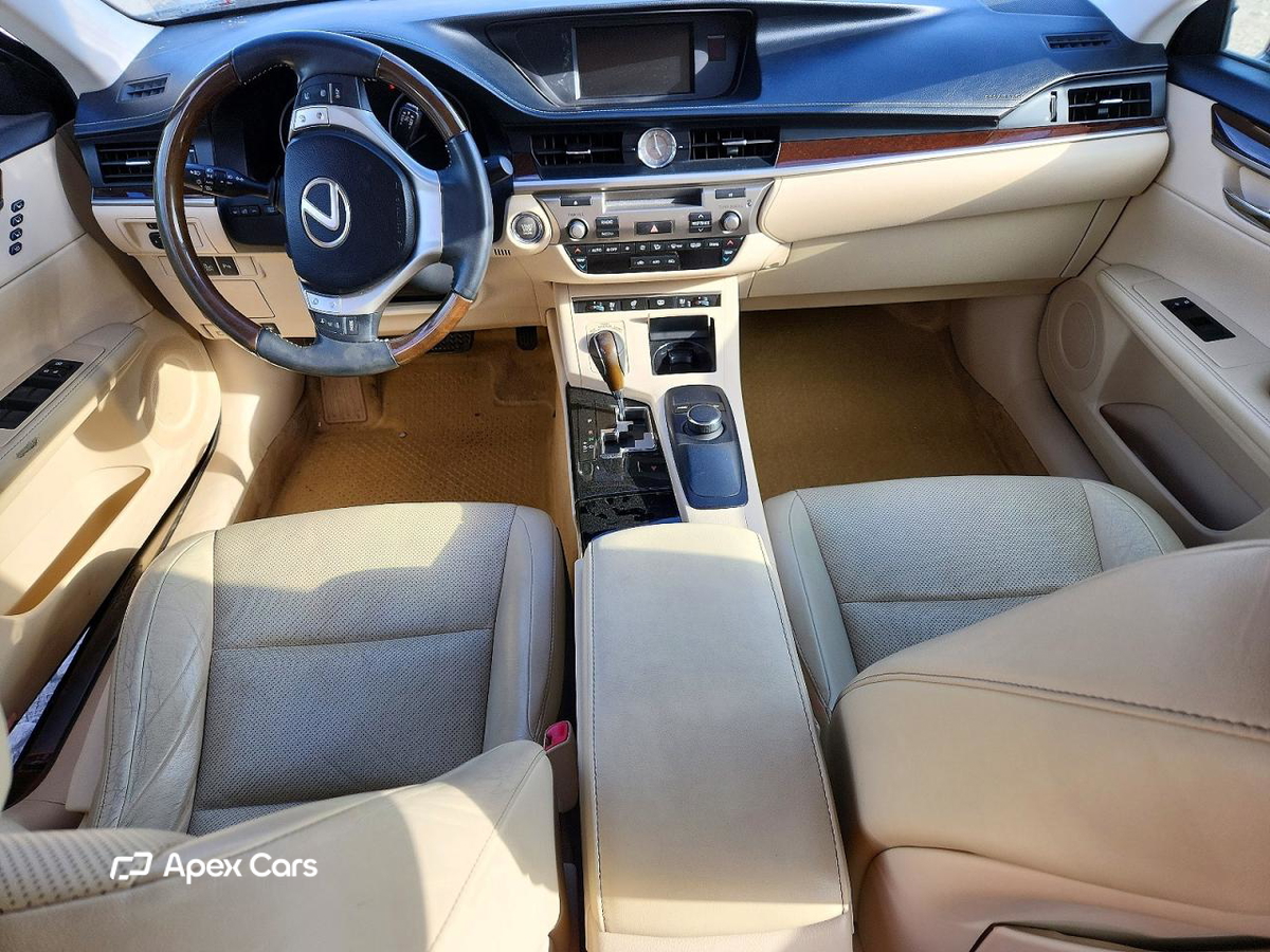 Lexus ES 2013