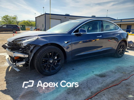 Tesla Model 3 2020 - Image 1 of 13