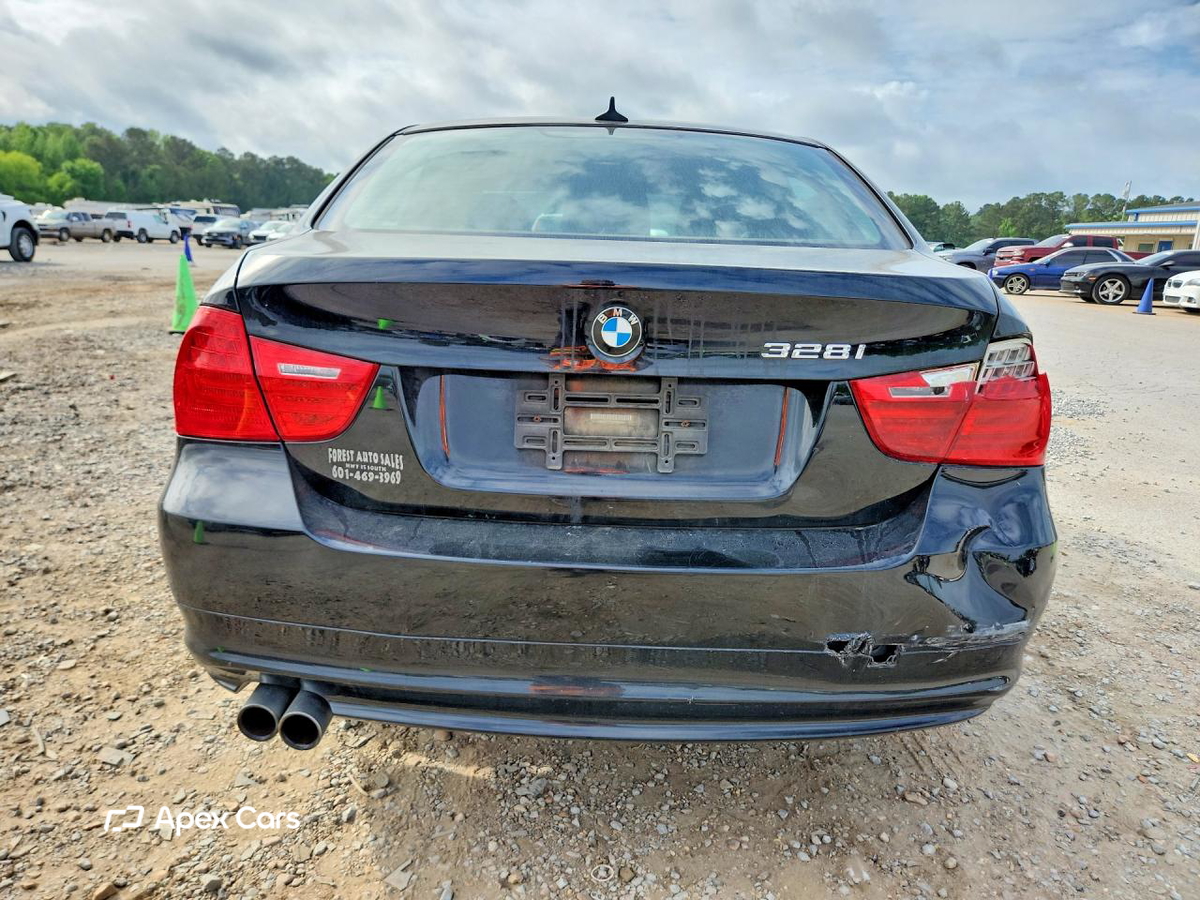 BMW Series 3 2011