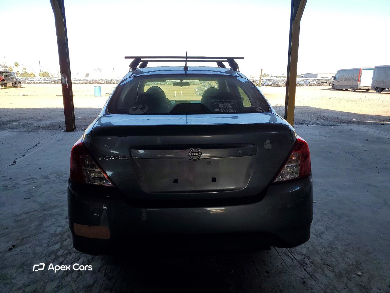 Nissan Versa 2016