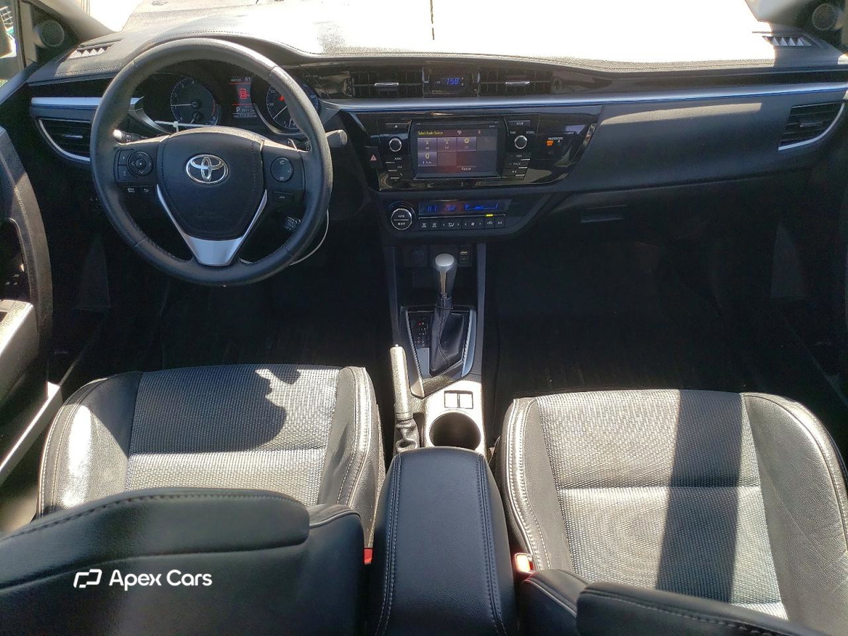 Toyota Corolla 2015