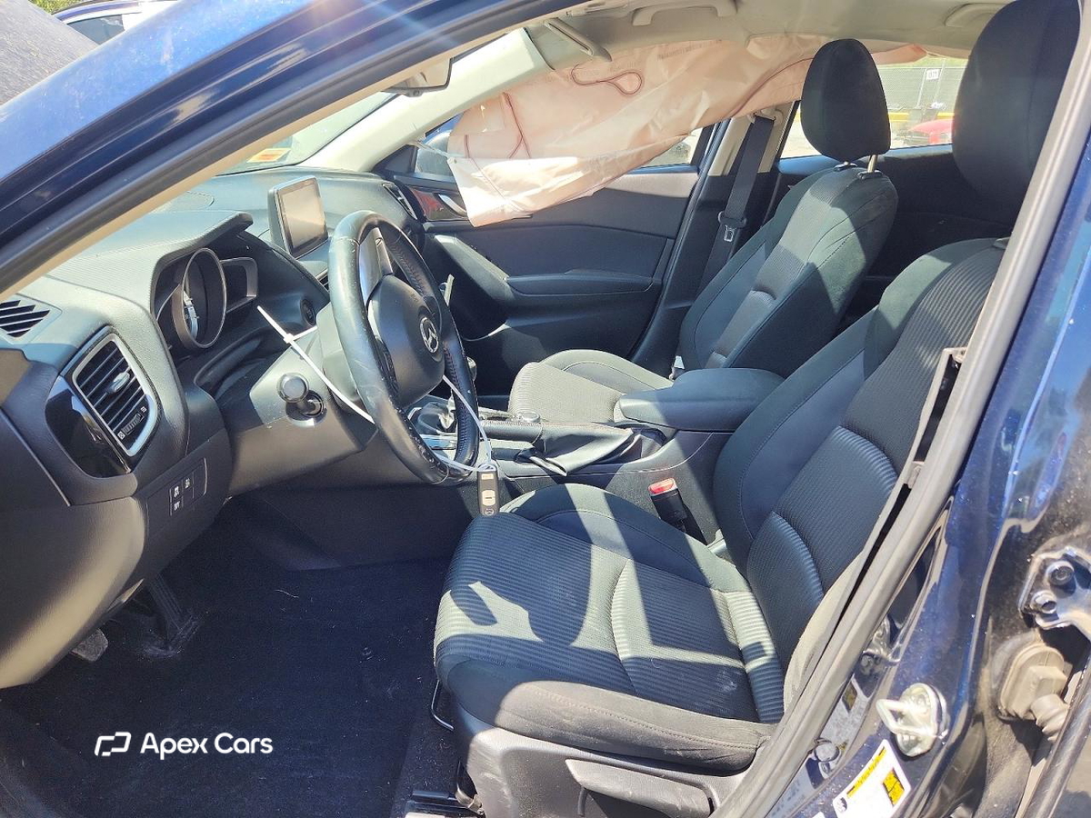 Mazda 3 2016
