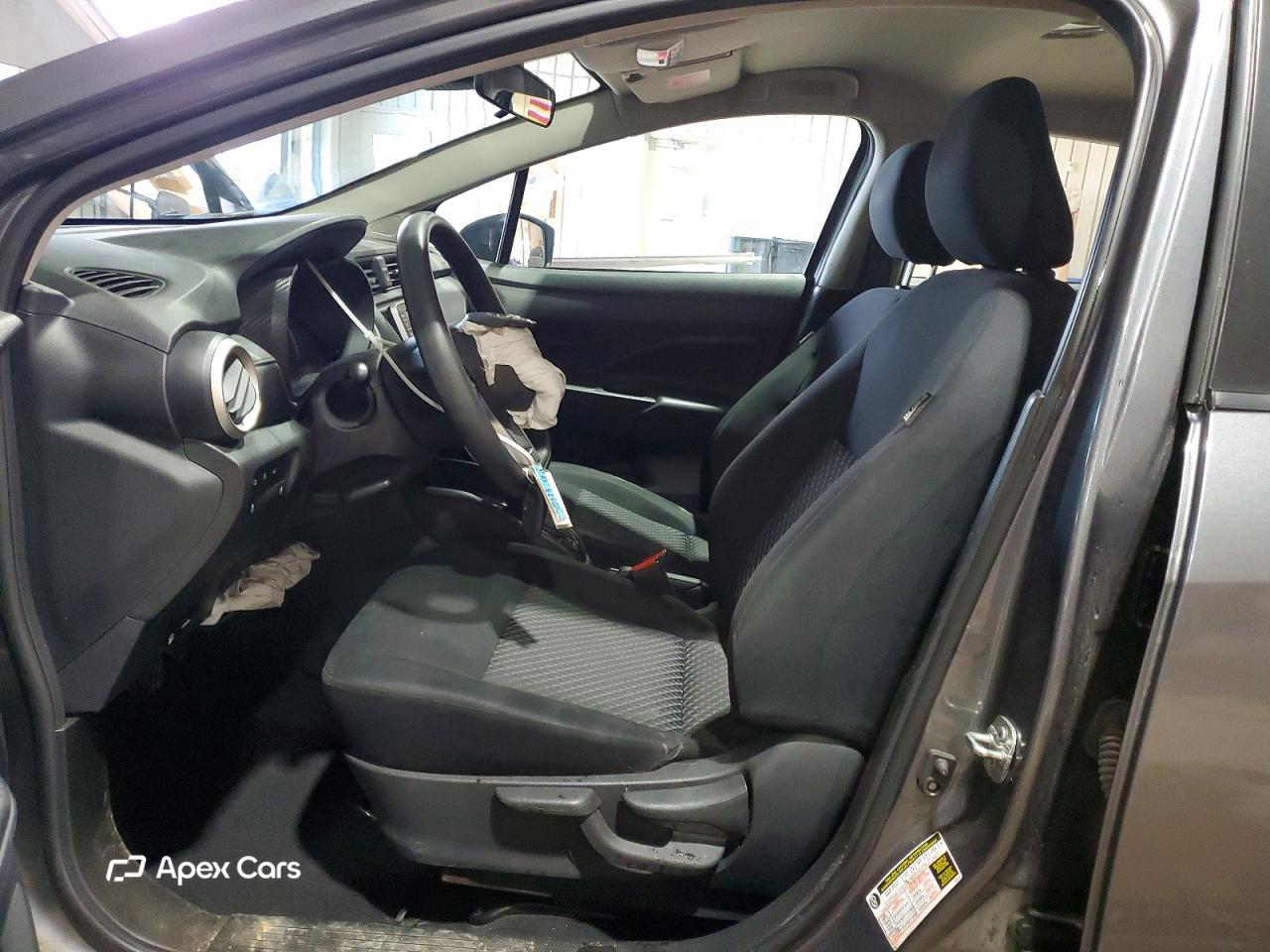 Nissan Versa 2021