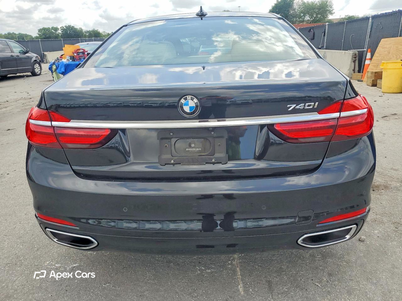 BMW Series 7 2016
