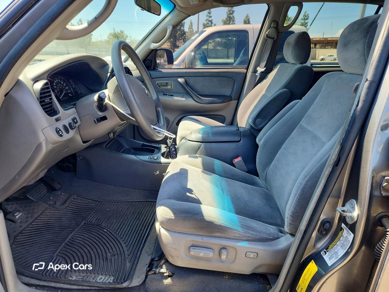 Toyota Sequoia 2006