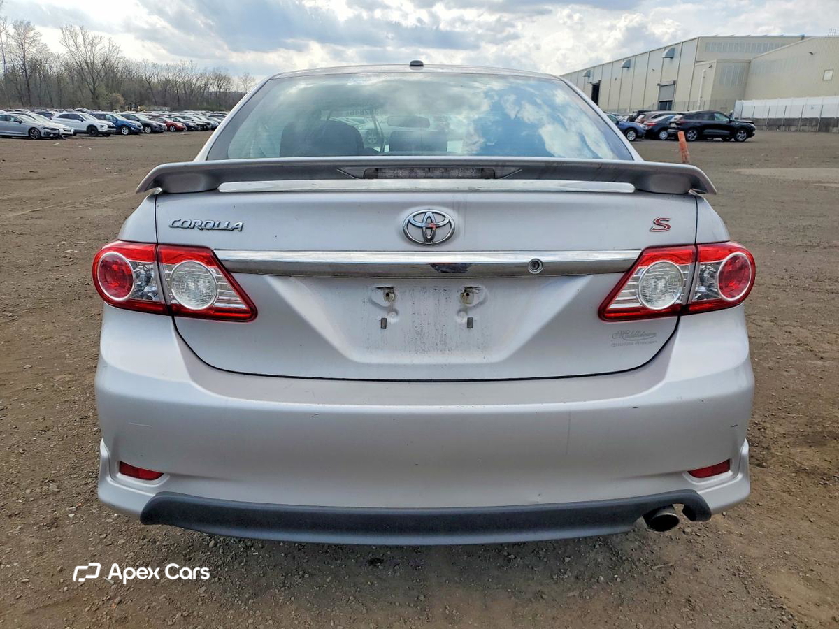 Toyota Corolla 2011