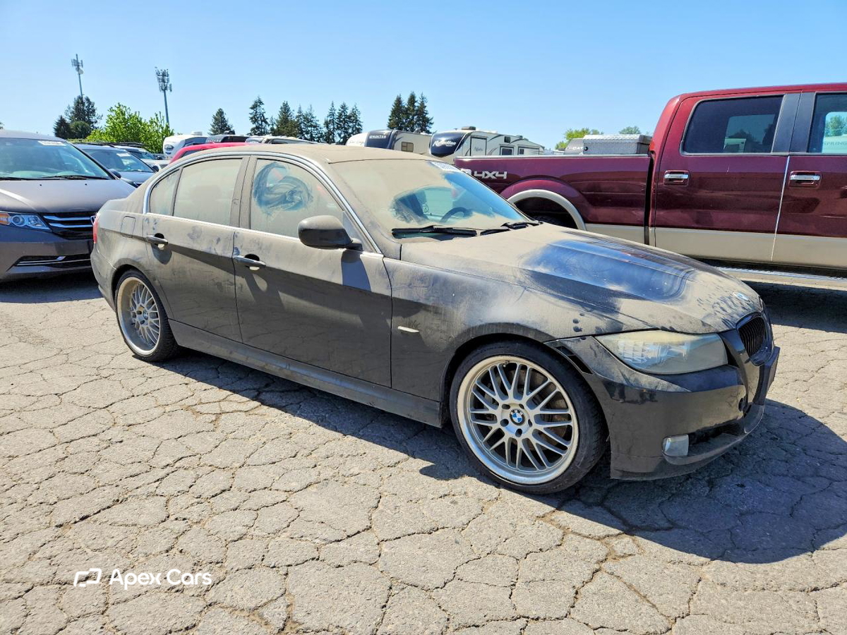 BMW Series 3 2011