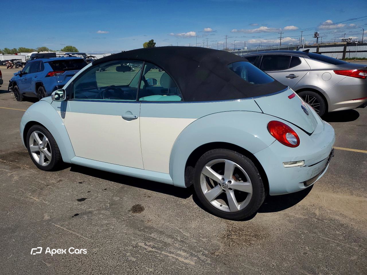 Volkswagen Beetle 2010