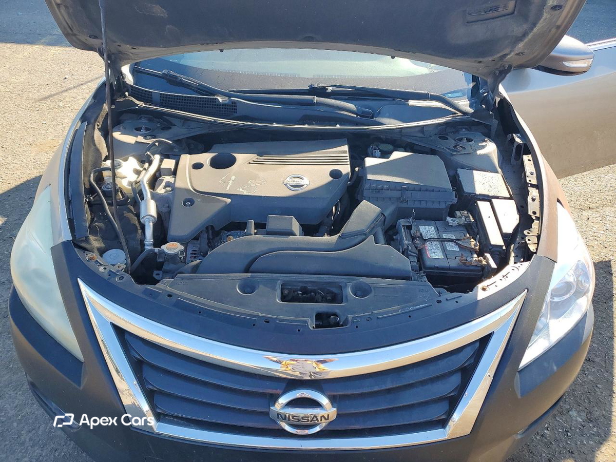 Nissan Altima 2014
