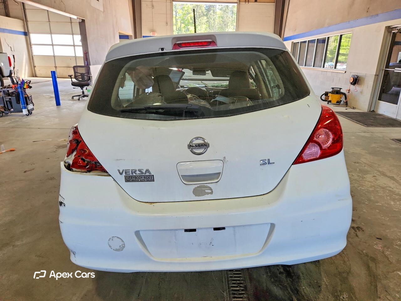 Nissan Versa 2011
