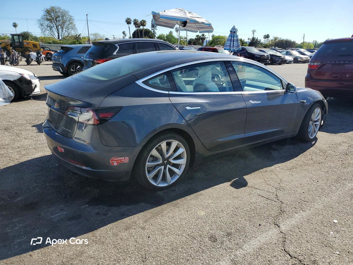 Tesla Model 3 2018