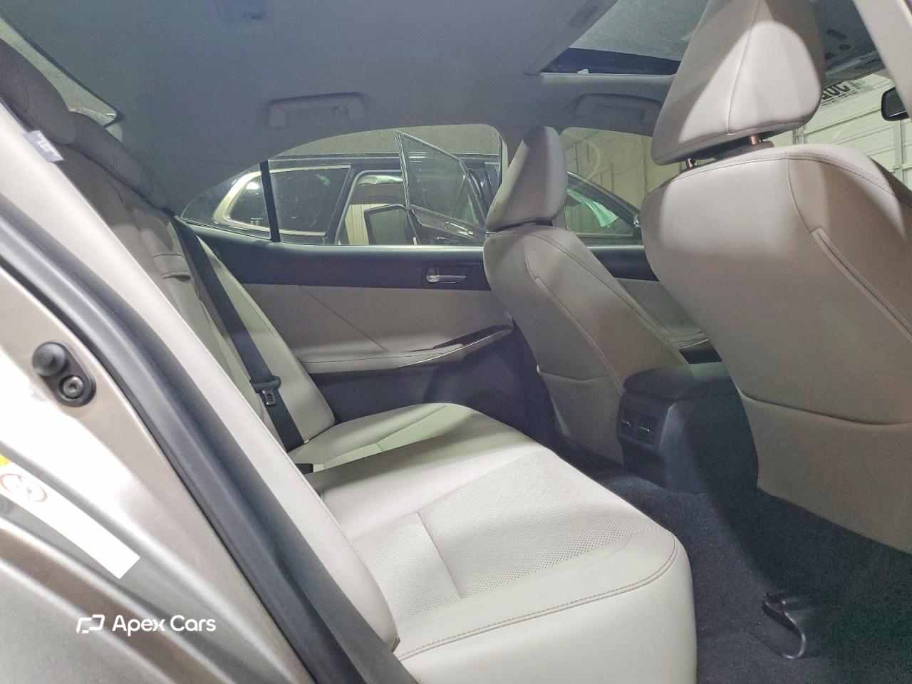 Lexus IS 2016
