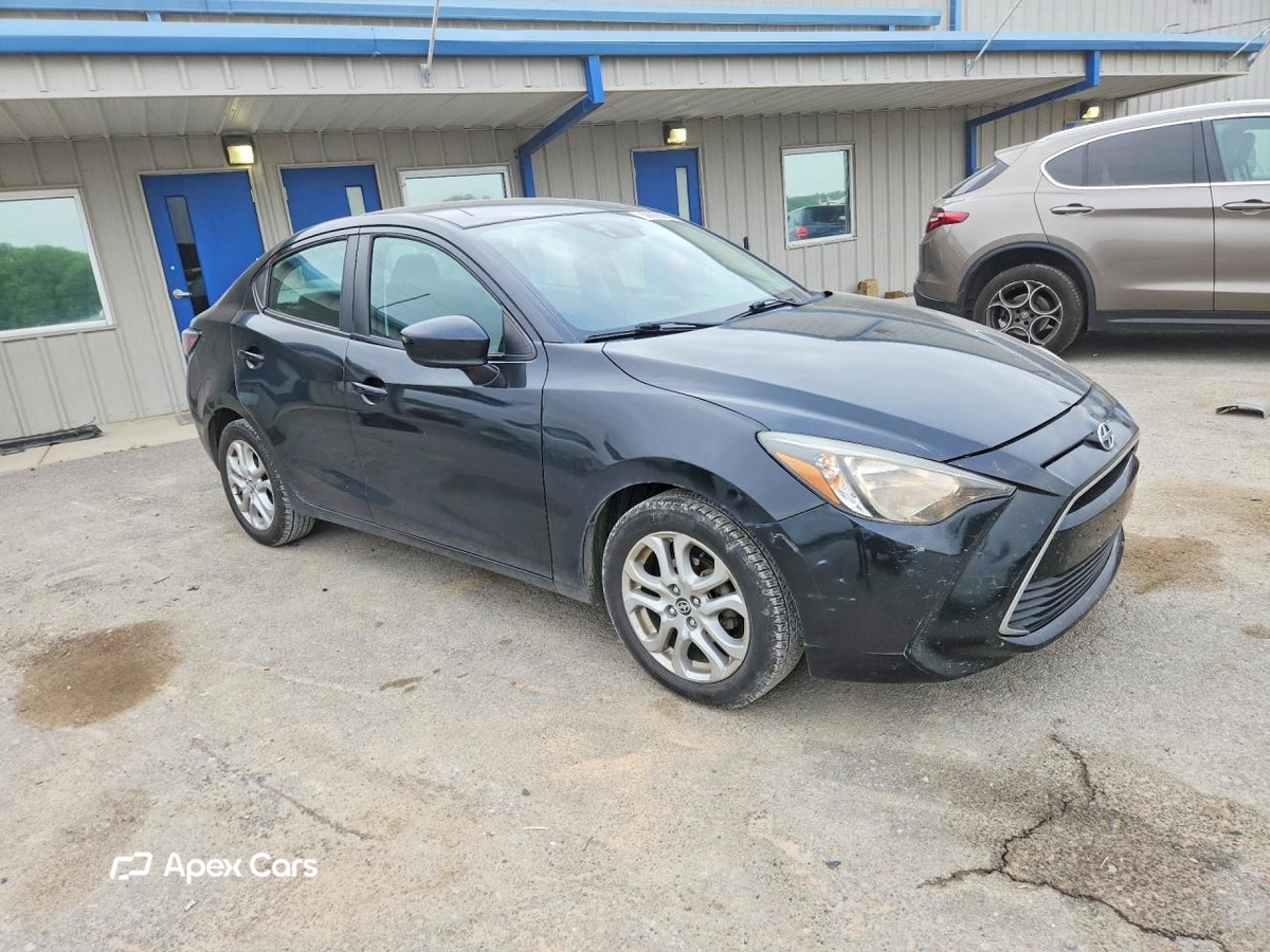 Scion iA 2016