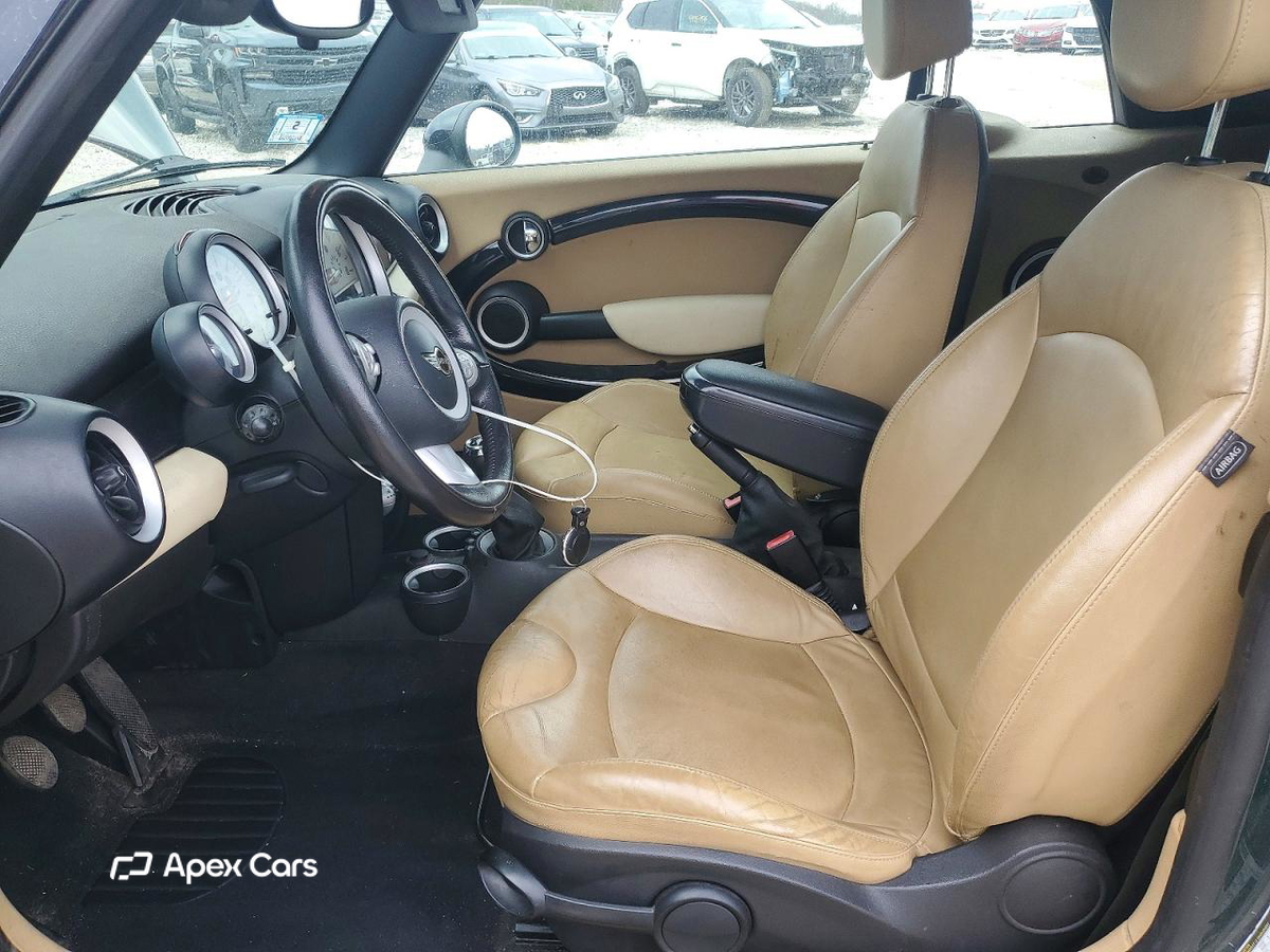 MINI Cooper 2010