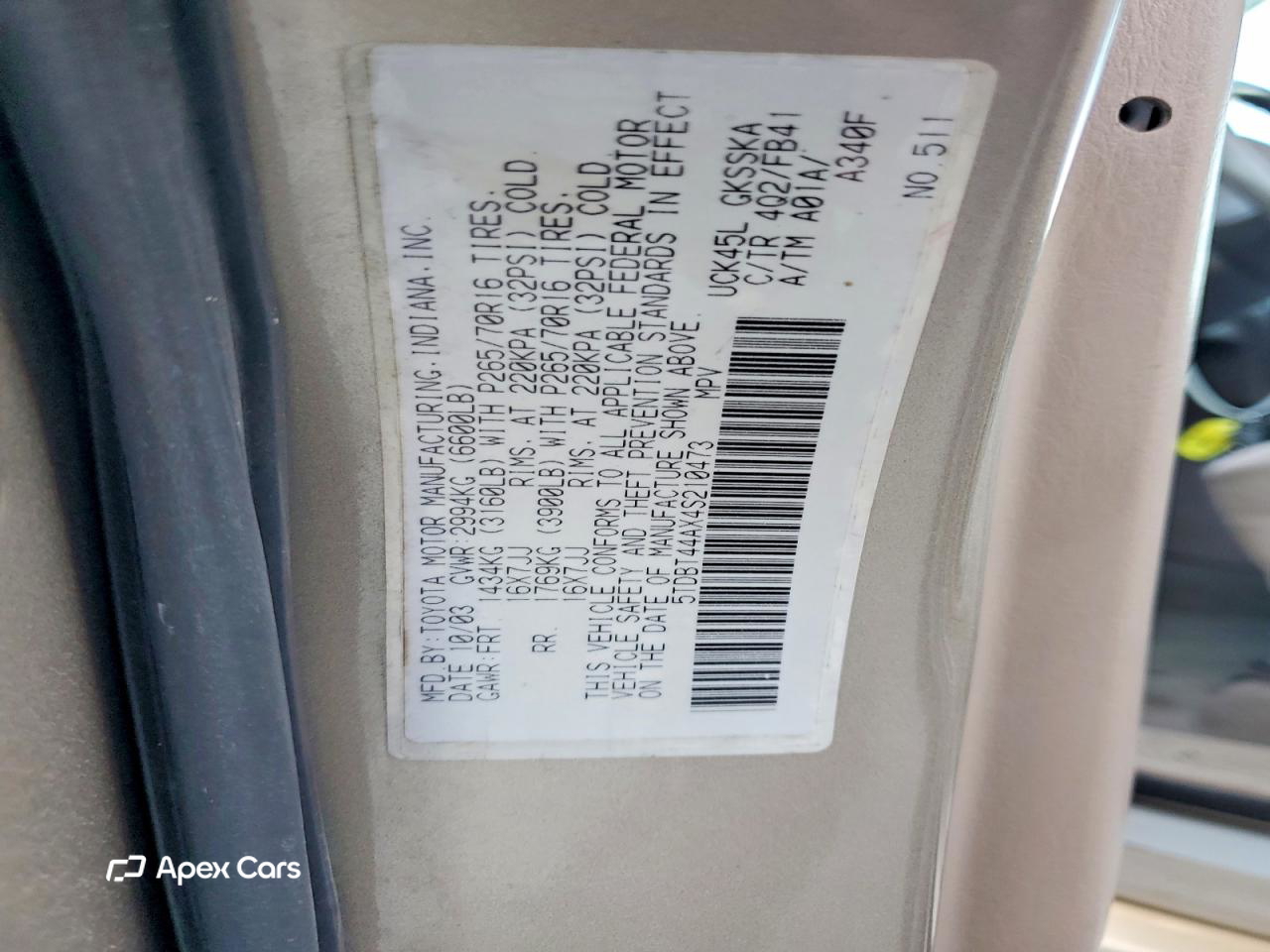 Toyota Sequoia 2004