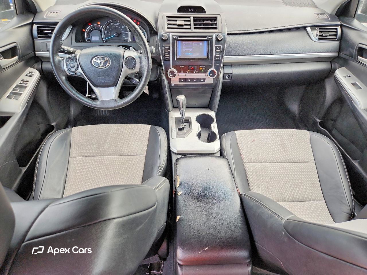 Toyota Camry 2012