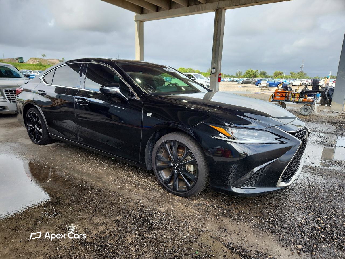Lexus ES 2023