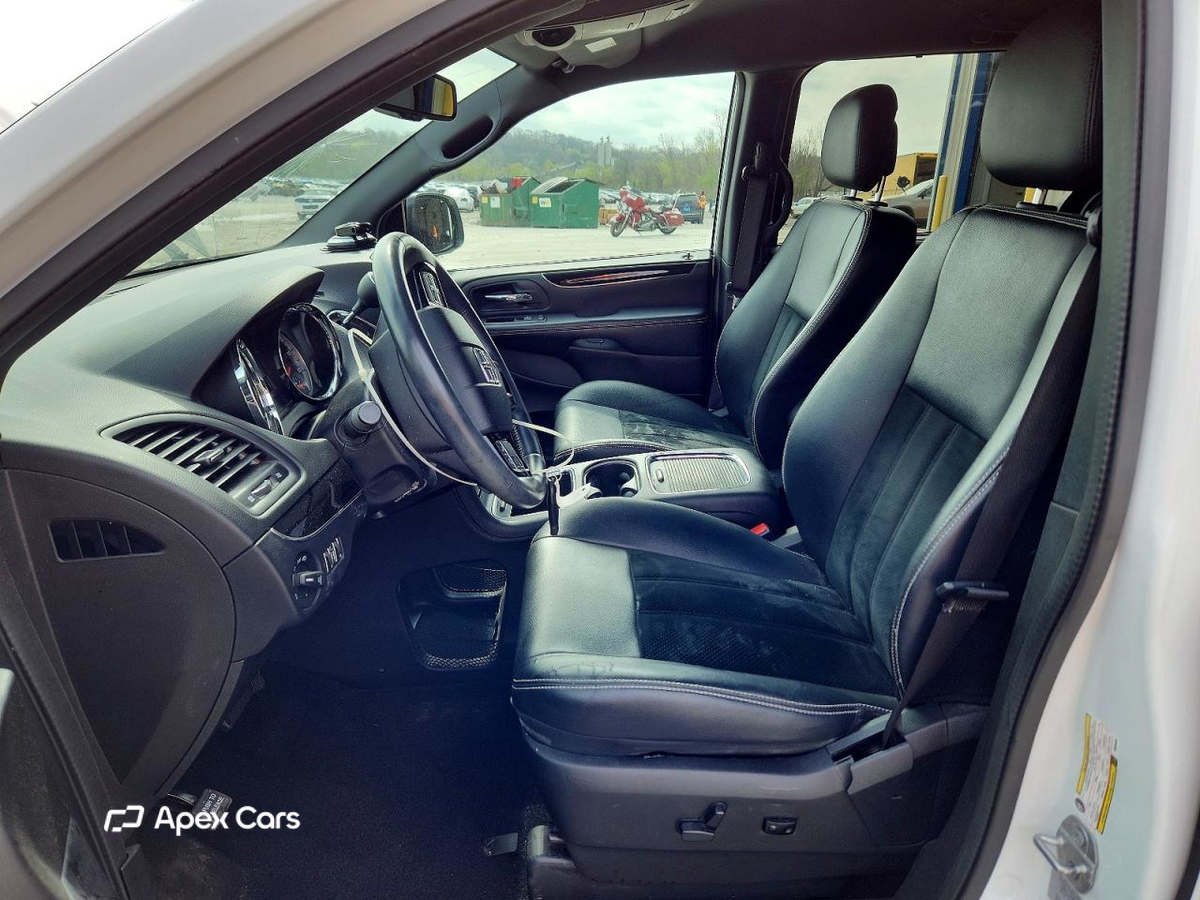 Dodge Caravan 2017