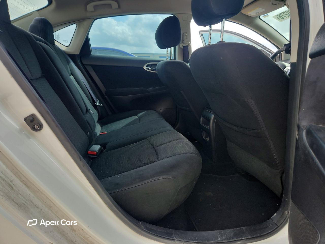 Nissan Sentra 2015