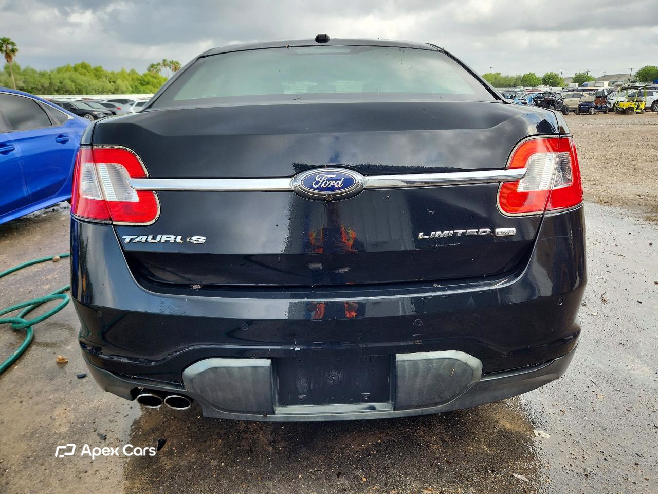 Ford Taurus 2010