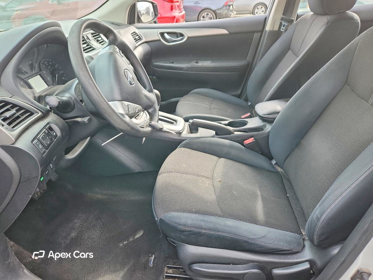 Nissan Sentra 2015
